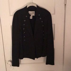 Black, fitter Blazer